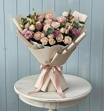 Букет цветов из:  Розы и Лизиантусы #REPLACE_PRED# Холме