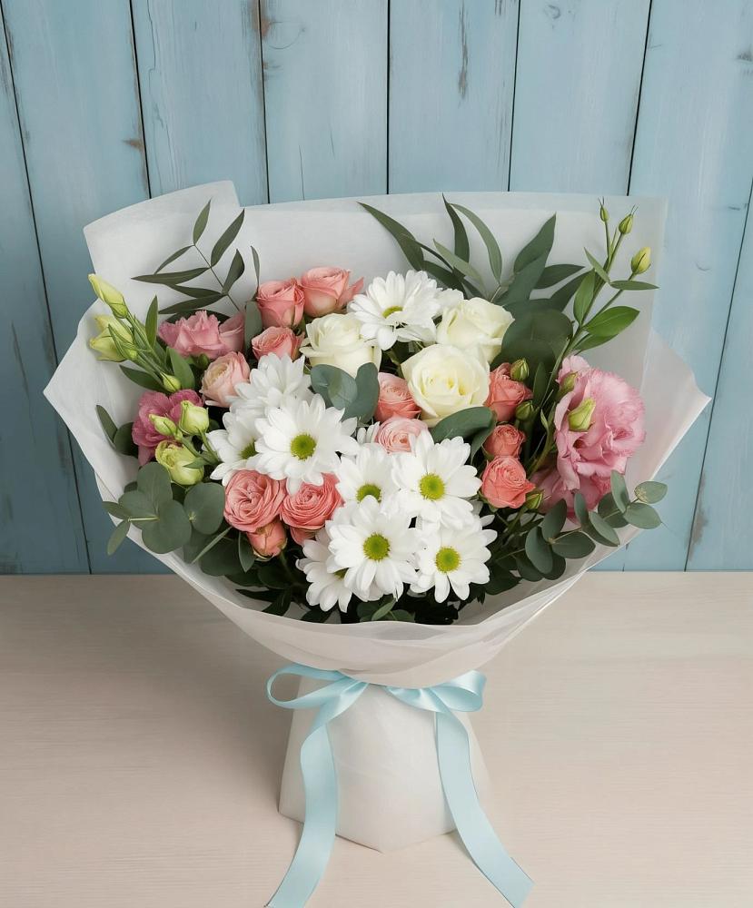 Букет цветов из: Розы, Лизиантусы и Хризантемы в Холме