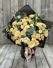 Букет цветов из:  Розы и Лизиантусы в Холме