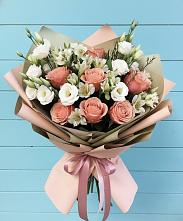 Букет цветов из:  Розы, Альстромерии и Лизиантусы в Холме