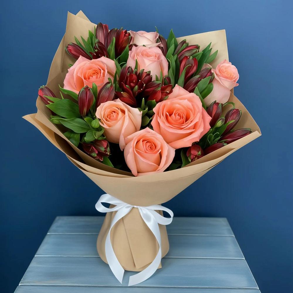 Букет цветов из: Розы и Альстромерии в Холме