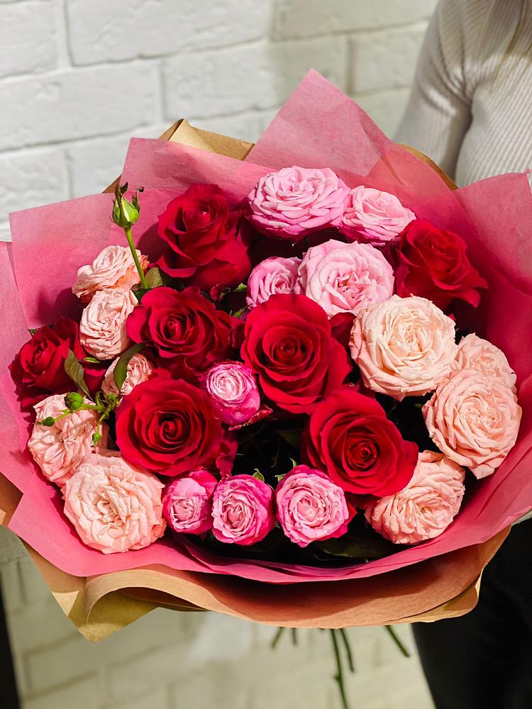 Букет цветов из: Розы в Холме