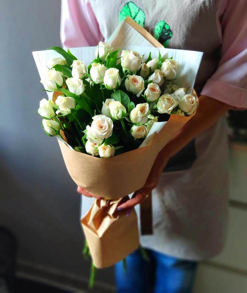 Букет цветов из: Розы в Холме