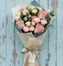 Букет цветов из:  Розы в Холме