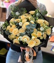 Букет цветов из:  Розы и Лизиантусы #REPLACE_PRED# Холме
