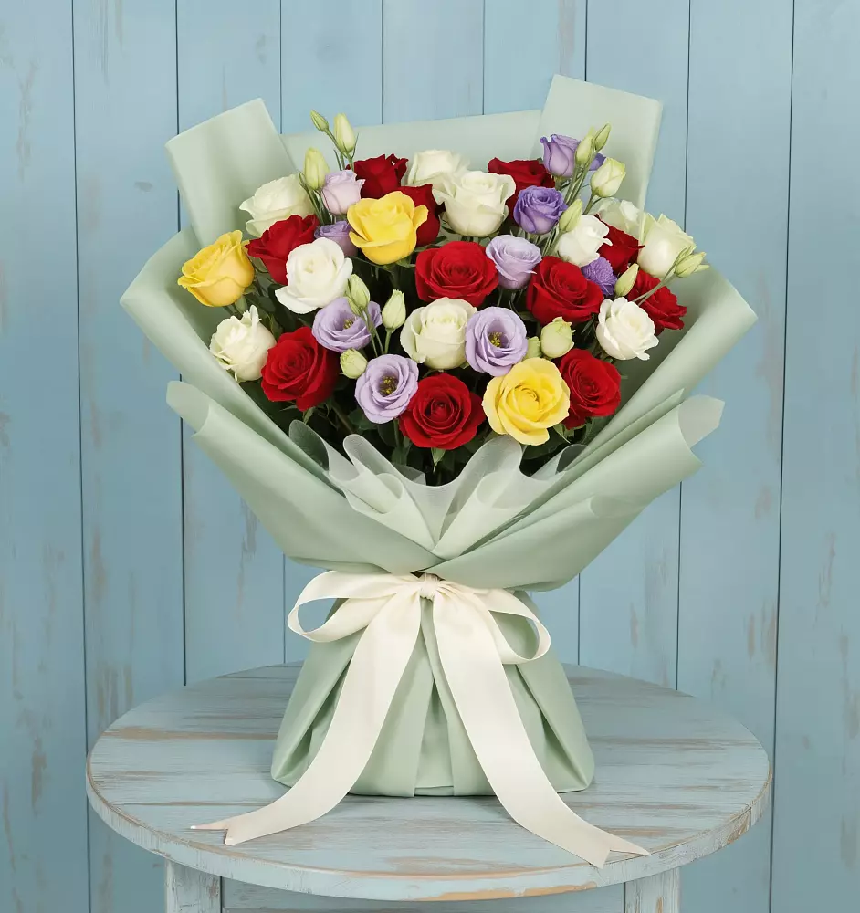 Букет цветов из: Розы в Холме