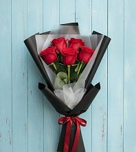 Букет цветов из:  Розы в Холме
