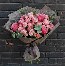 Букет цветов из:  Розы в Холме